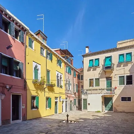 Ca Biennale, Respirare La Autentica! *